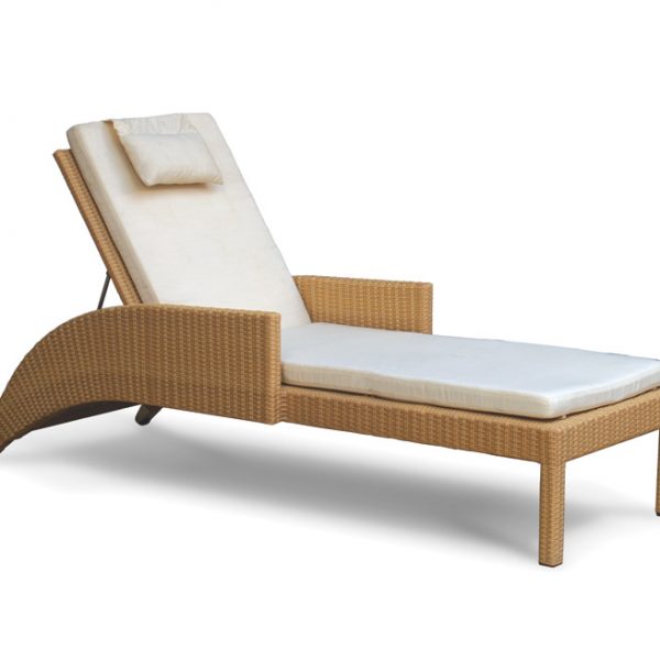 all weather wicker lounger